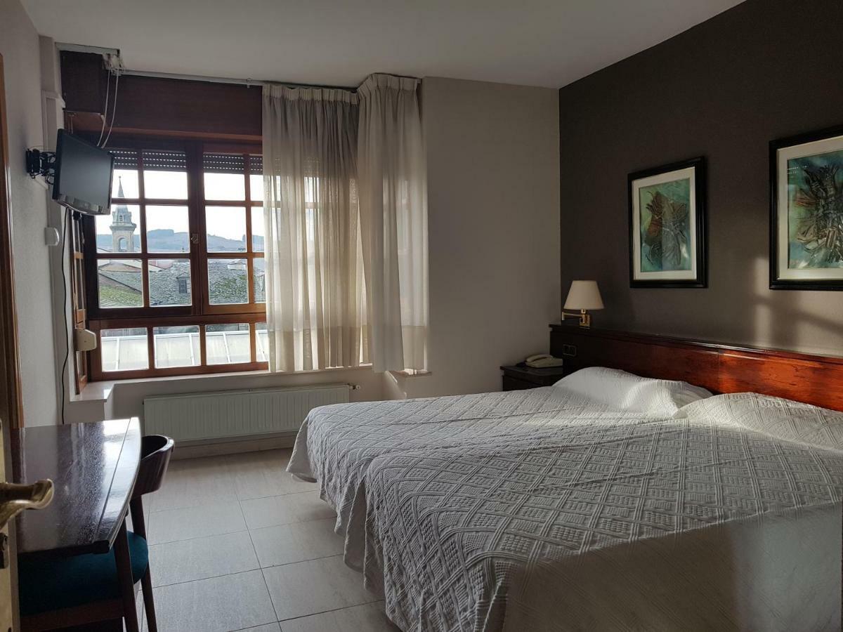 Hostal Santa Maria Какабелос Экстерьер фото